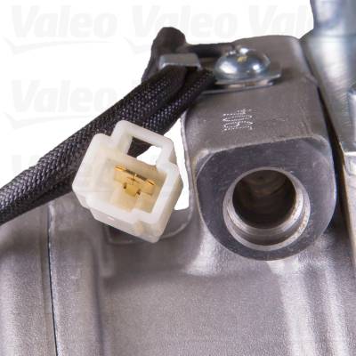 Rareelectrical - New OEM Valeo A/C Compressor Compatible With Toyota Sienna 1998-2000 By Part Numbers 4711410 6511627 - Image 4