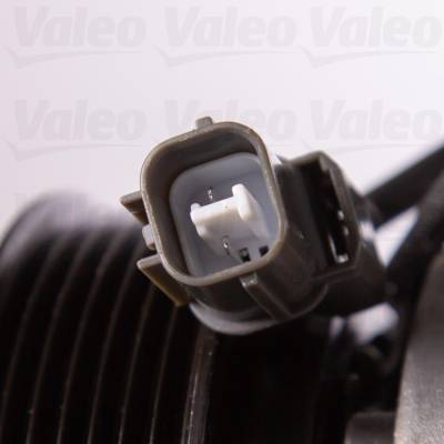 Rareelectrical - New OEM Valeo A/C Compressor Compatible With Land Rover Discovery 1999-2004 By Part Numbers 4711360 - Image 4