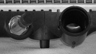 Rareelectrical - New Radiator Assembly Compatible With Honda 94-01 Accord Prelude 2.2L L4 2156Cc Ac3010112 Cu1494 - Image 2