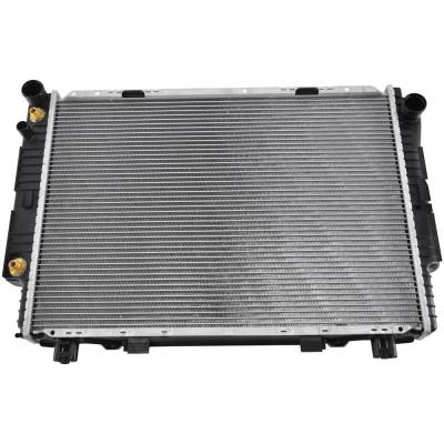 Rareelectrical - New Radiator Compatible With Blazer Suburban By Part Numbers Cu624 20760 52467232 52467235 52467236 - Image 2