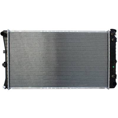 Rareelectrical - New Radiator Compatible With Gmc By Part Numbers Cu622 20768 20791 52460410 52469468 52470418 - Image 1