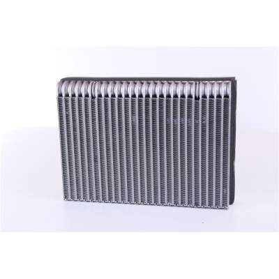 Rareelectrical - New A/C Evaporator Core Compatible With Saab 9-5 Se By Part Numbers 92296 400111308 7495658 - Image 1
