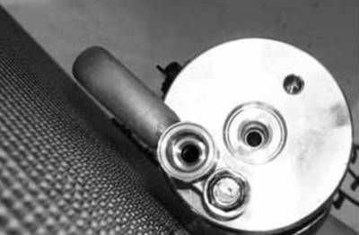 Rareelectrical - New Ac Condenser Compatible With Pontiac 03-08 Vibe Pfc Block Fitting 15-62721 P40270 Cf10022 - Image 1