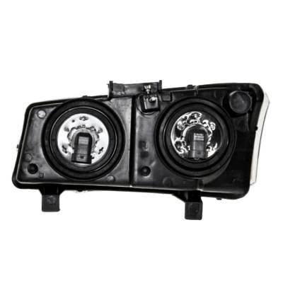 Rareelectrical - New Passengers Headlight Compatible With Chevrolet Silverado 3500 Lt Ls 2003-2004 By Part Number - Image 1