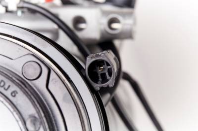 Rareelectrical - New A/C Compressor Compatible With Mazda 3 I By Part Numbers Bbm4-61-450 F500-Rb8aa-07 Bbm4-61-450C - Image 4