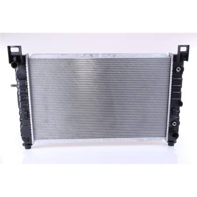 Rareelectrical - New Radiator Compatible With Chevrolet Suburban 1500 By Part Numbers 69092 52486601 52486600 - Image 1