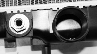 Rareelectrical - New Radiator Assembly Compatible With Dodge 05-08 Dakota 3.7L V6 226 Cid W/ Automatic Trans 9917 - Image 4