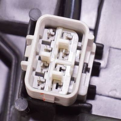 Rareelectrical - New Left Headlights Compatible With Toyota Tundra 4.6L 5.7L 2018 2019 2020 2021 By Part Numbers - Image 8