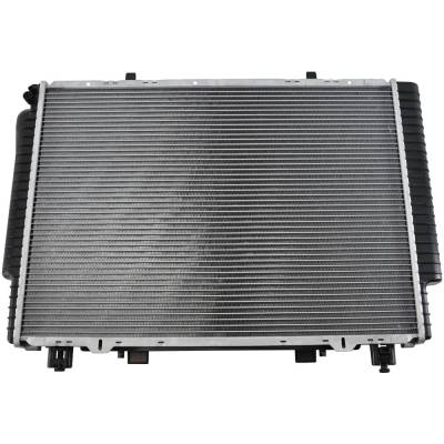 Rareelectrical - New Radiator Compatible With Blazer Suburban By Part Numbers Cu624 20760 52467232 52467235 52467236 - Image 2