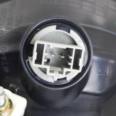 Rareelectrical - New Left Rear Inner Tail Light Compatible With Mazda 3 Gx 4 Cyl 2.0L 3 Sp23 4 Cyl 2.3L 3 I 4 Cyl - Image 6