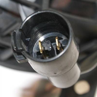 Rareelectrical - New A/C Condenser Cooling Fan Assembly Compatible With Suzuki Grand Vitara Limited 6 Cyl 2.5L Grand - Image 5
