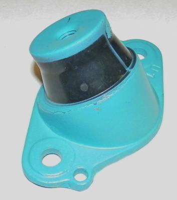 Rareelectrical - New Motor Mount Compatible With Kawasaki 1991-1995 Sc 650Cc 1987-1993 Sx 650Cc 1989-1996 Ts 650 - Image 2