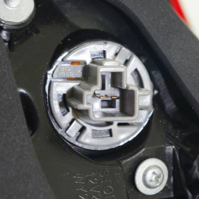 Rareelectrical - New Left Tail Light Compatible With Mazda 3 2014 2015 By Part Numbers Ma2804123 Bjt1-51-160A - Image 6