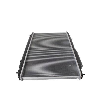Rareelectrical - New Radiator Compatible With Audi Aurora 1998 1999 By Part Numbers Gm3010208 2476 762405-92779-4 - Image 2