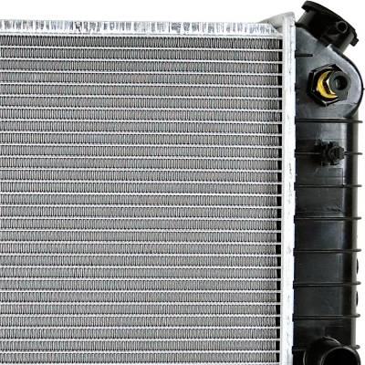 Rareelectrical - New Radiator Compatible With Corvette By Part Numbers Cu829 20151 20219 20249 20461 3052025 3052026 - Image 3