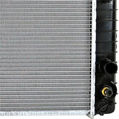 Rareelectrical - New Radiator Compatible With Corvette By Part Numbers Cu829 20151 20219 20249 20461 3052025 3052026 - Image 4