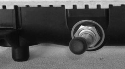 Rareelectrical - New Radiator Assembly Compatible With Toyota 97-01 Camry Solara 2.2L L4 2164Cc To3010105 8011318 - Image 3