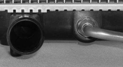 Rareelectrical - New Radiator Assembly Compatible With Suzuki 01-05 Grand Vitara Xl-7 2.0L 2.5L 2.7L L4 V6 2500Cc - Image 3