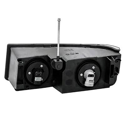Rareelectrical - New Right Headlight Compatible With Chevrolet Avalanche 2500 Base Crew 5.3L 4 Door 2002-2004 By Part - Image 2