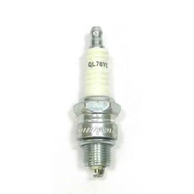 New Spark Plug Compatible With Chrysler/Force Johnson/Evinrude Mercury Nissan/Tohatsu Suzuki 2 Cyl