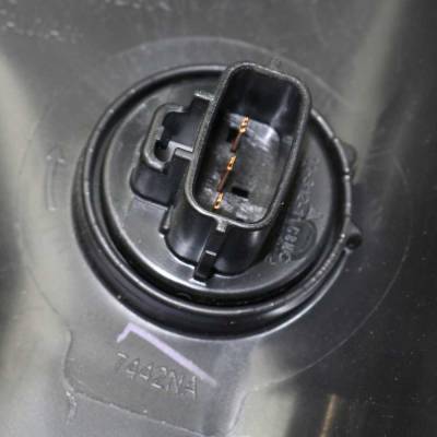 Rareelectrical - Headlight Compatible With 2016-2017 Toyota Tacoma 2.7L 3.5L I4 Right Passenger Side Halogen - Image 8