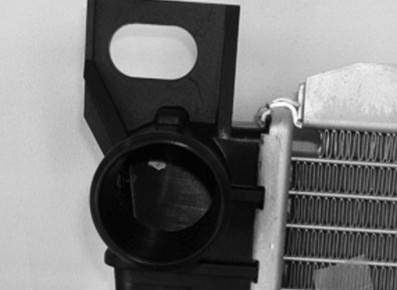 Rareelectrical - Radiator Assembly Compatible With 1995-1998 Ford Windstar 1998-1995 Windstar 3.0L 3.8L OEM - Image 4