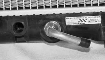 Rareelectrical - New Radiator Assembly Compatible With Lexus 93-94 Ls400 4.0L V8 3967Cc 1640050021 Lx3010125 3446 - Image 4