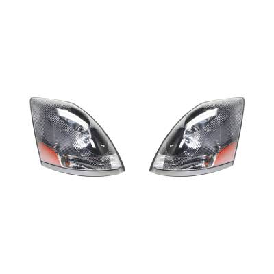 New Pair Of Headlight Fits Volvo Hd Vnl Base Tractor 2004-2015 82329127 82329124