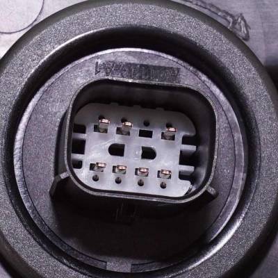 Rareelectrical - Headlight Compatible With 2016-2020 Dodge Durango 3.6L 5.7L V6 Hellcat Right Passenger Side Halogen - Image 8