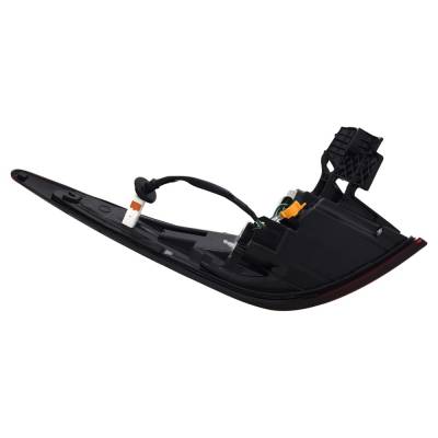 Rareelectrical - New Right Outer Tail Light Compatible With Mitsubishi Outlander Phev Sel Premium Sport Utility - Image 6