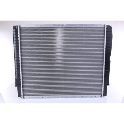 Aluminum Radiator Compatible With 1983-1990 Volvo 760 2.3L 2.8L L4 V6 Turbo 8251698 6842458 17 1/4"
