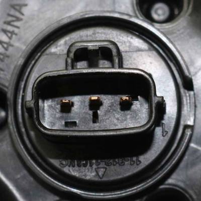Rareelectrical - New Headlight Compatible With 2015-2020 Toyota Sienna 2.7L 3.5L I4 Right Passenger Side Halogen - Image 8