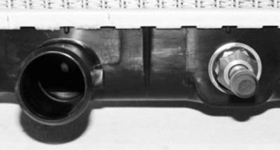 Rareelectrical - Radiator Assembly Compatible With 1998-2003 Toyota Sienna - Image 2