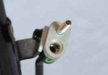 Rareelectrical - New Ac Condenser Compatible With Mitsubishi 03-06 Outlander Pfc Block Fitting P40323 Mr958462 P40323 - Image 2